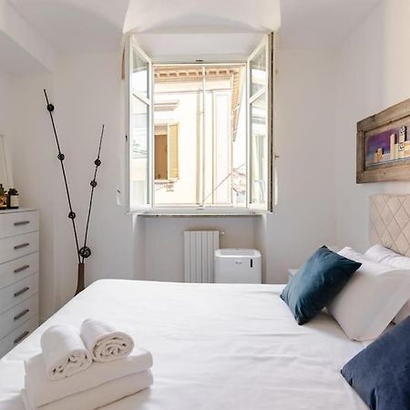 Casa Regina 3, Nel Centro Di Alba! Appartement Buitenkant foto